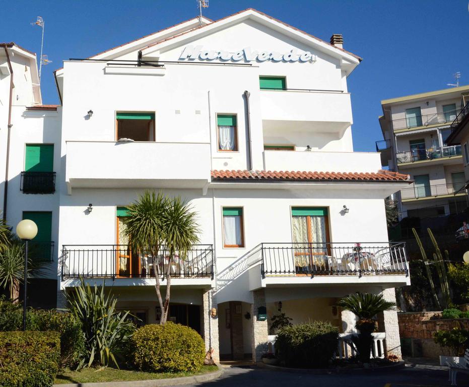 Residence Mare Verde Pietra Ligure Exterior photo