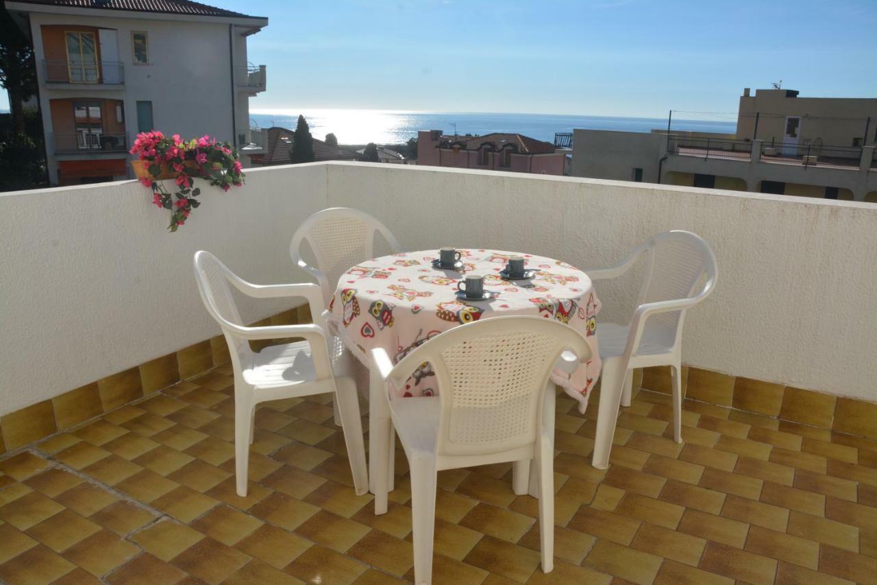 Residence Mare Verde Pietra Ligure Exterior photo