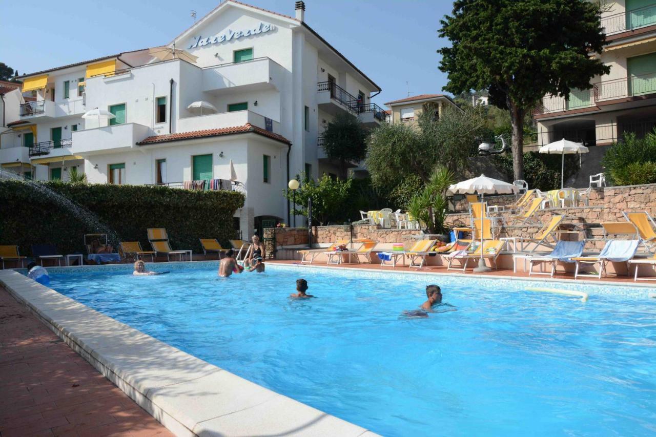 Residence Mare Verde Pietra Ligure Exterior photo